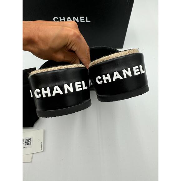 Chanel 2020 Interlocking CC Logo Slides Platforms size 37/7 - Picture 7 of 11